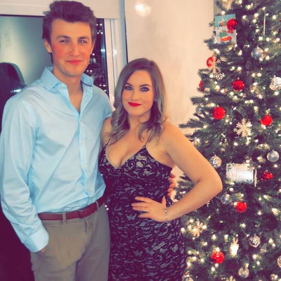 Meet your Posher, Brooke - Picture 1 of 1